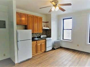 2805 33rd St APT 6C, Astoria, NY 11102