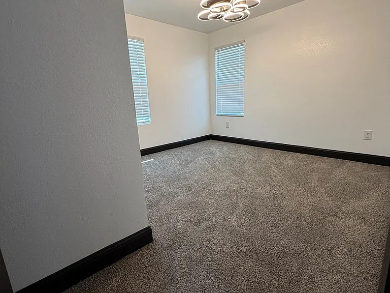 4209 Redbud Ave — Photo 14