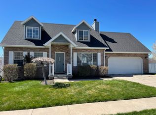 1615 N Lewis And Clark Dr, Centerville, UT 84014