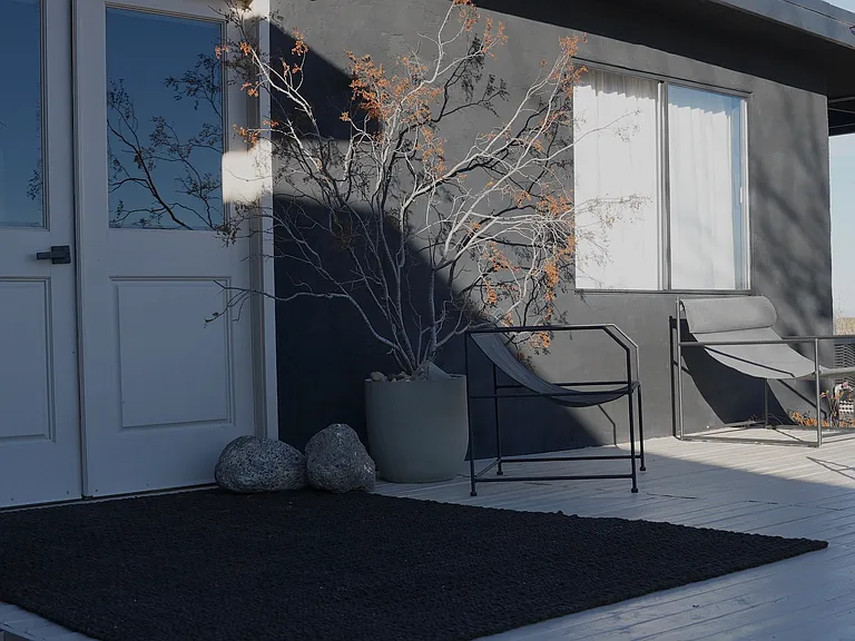 330 Delgada Ave — Photo 2