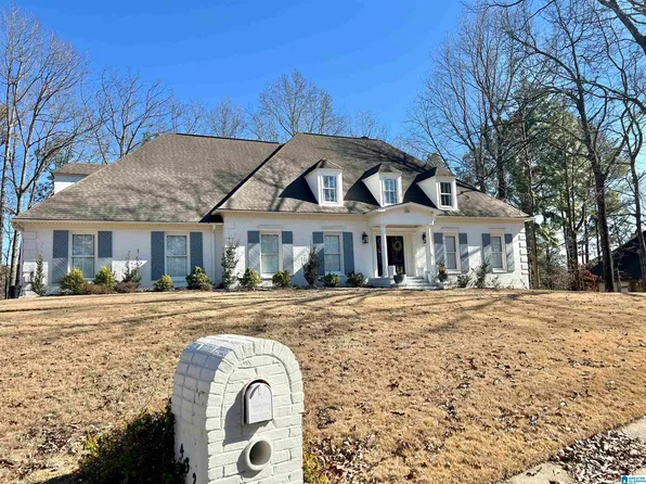 432 Saint Annes Dr, Birmingham, AL 35244