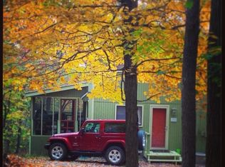 33 Snowflake Ln, Hedgesville, WV 25427