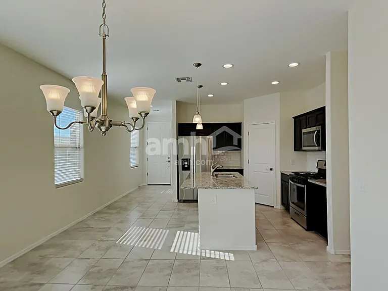 672 N Nestled Hummingbird Ln — Photo 5
