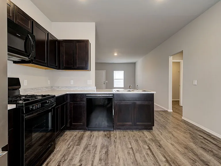 3912 Elm Ridge St — Photo 14