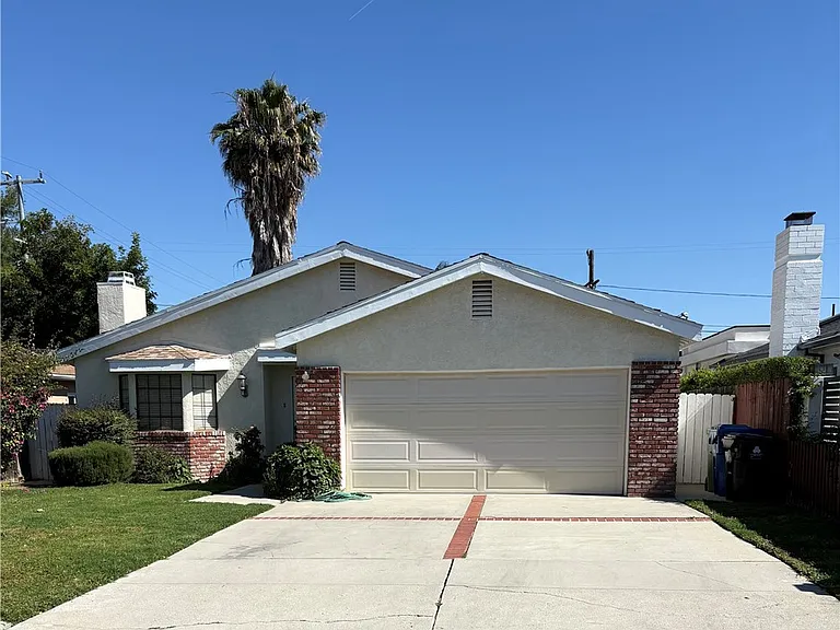 22451 Dolorosa St — Photo 5
