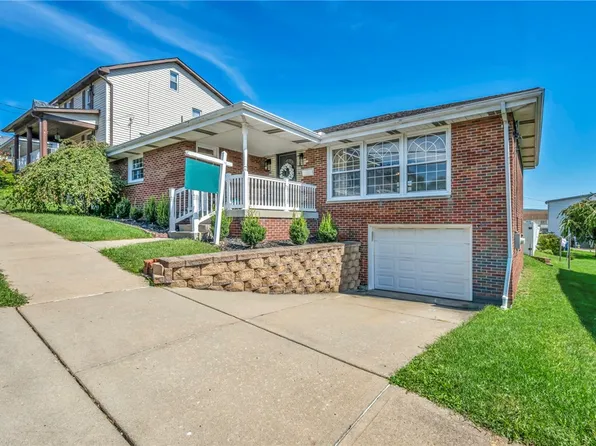 111 S Hitchman St, Mount Pleasant, PA 15666