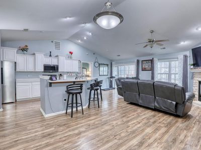 9239 South 54th STREET, Franklin, WI, 53132