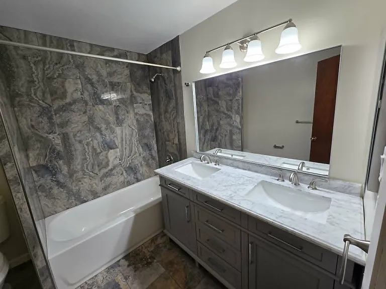 4995 Dubois Dr — Photo 4
