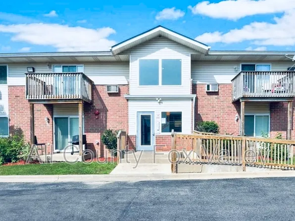 2909 Willow Ln APT 15, Zion, IL 60099