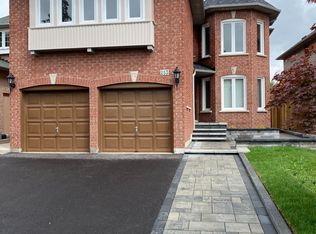 213 Barondale Dr, Mississauga, ON L4Z3N7