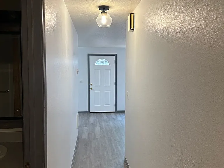 70 Jefferson Aly — Photo 26