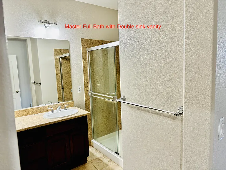 Master bath with Dual Vanity