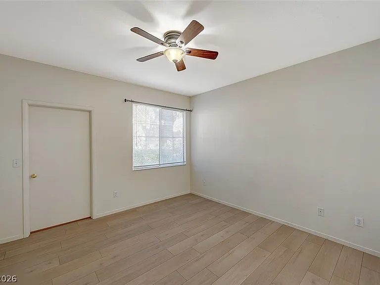 9050 W Warm Springs Rd #1147 — Photo 21