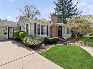 335 W Russell St, Barrington, IL