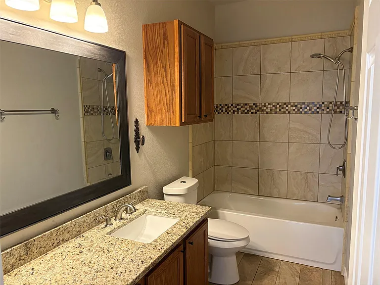 1112 Vanderbilt Cir — Photo 19