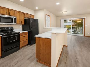 7208 NE 182nd St APT 207, Kenmore, WA 98028