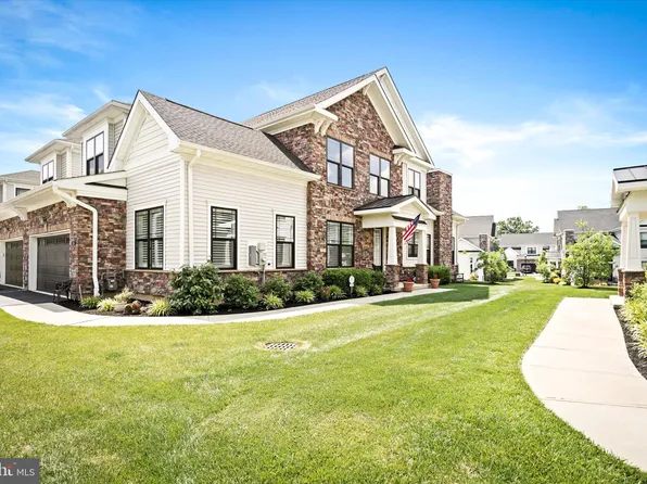 38 Birdie Way, Lawrence Township, NJ 08648