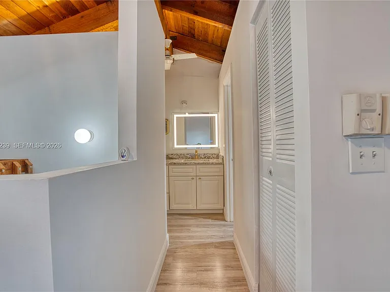 8015 SW 21st Ct #8015 — Photo 15