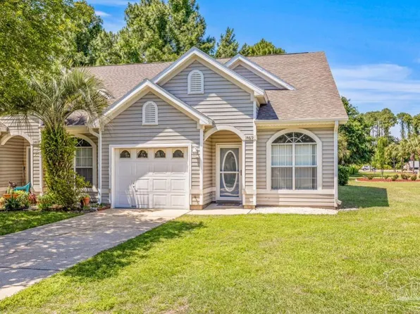 1469 Tiger Lake Dr, Gulf Breeze, FL 32563