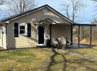 129 Dominion Dr, Crab Orchard, WV 25827