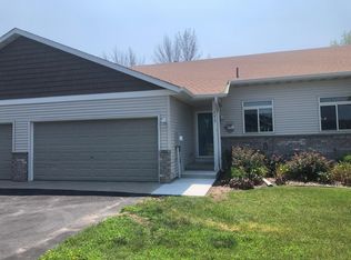 233 Pine St, Cannon Falls, MN 55009