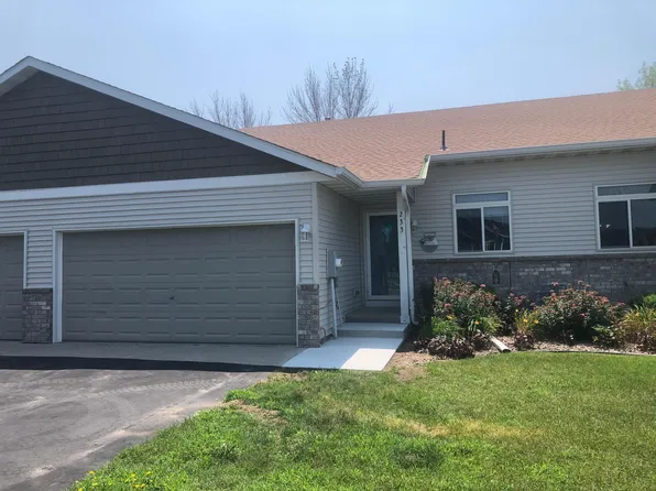 233 Pine St, Cannon Falls, MN 55009