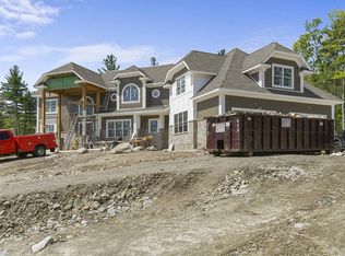 8 Foxhollow Rd, Hopkinton, MA 01748