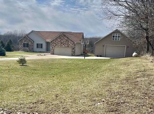 8502 S Vernon Rd, Durand, MI 48429