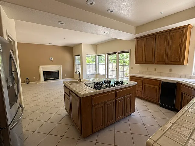 24115 Mallard Ct — Photo 4