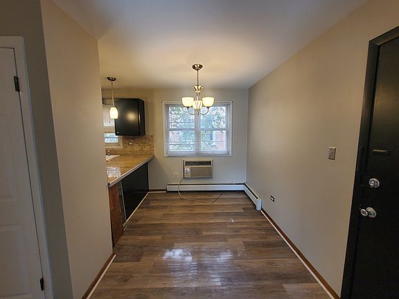 4th image of 1345 S Austin Blvd #1