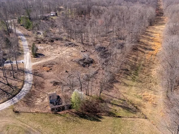 150 Dogwood Ln, Leoma, TN 38468