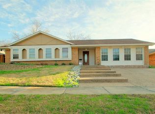 2106 Benbrook Dr, Carrollton, TX 75007