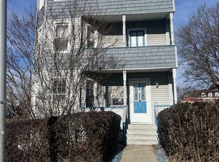 6 Caroline St APT 3, Worcester, MA 01604