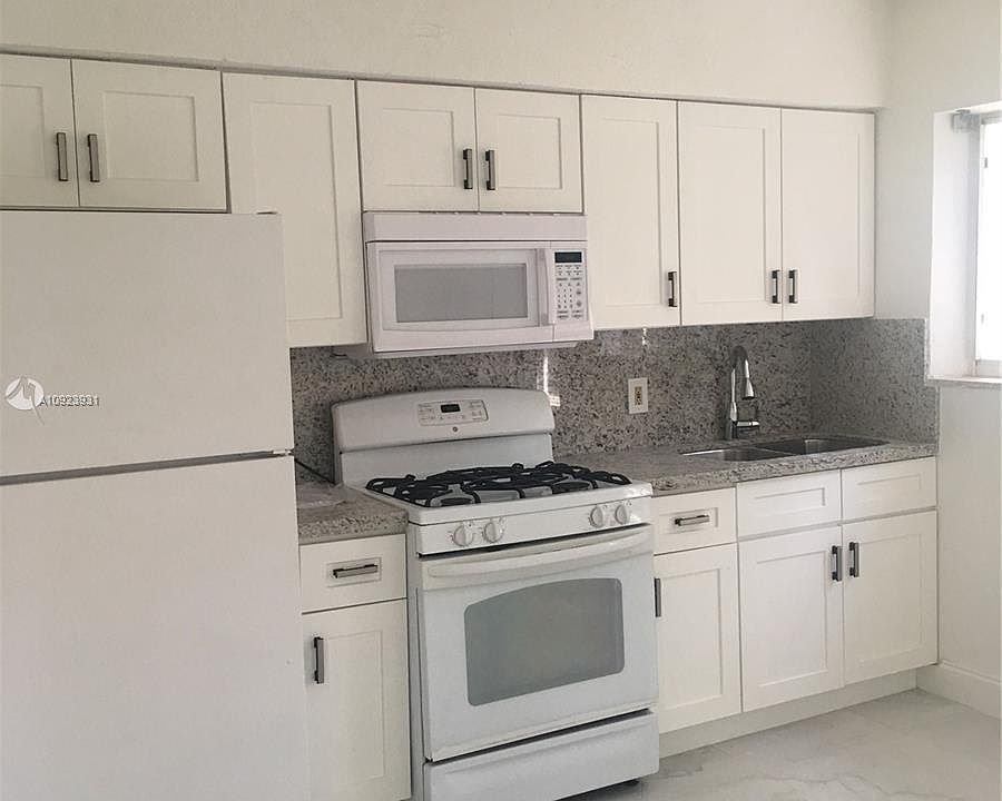 1st image of 11102 NE 9th Ct #1