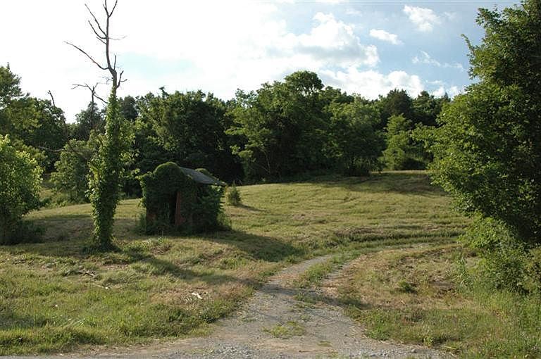1st image of 1619 S State Highway 19