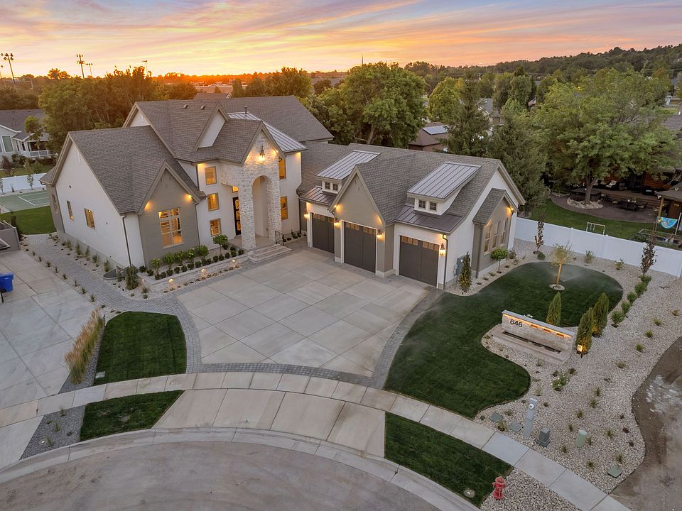 1st image of 646 W Hidden Farm Dr