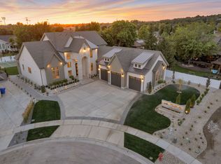 646 W Hidden Farm Dr, Farmington, UT 84025