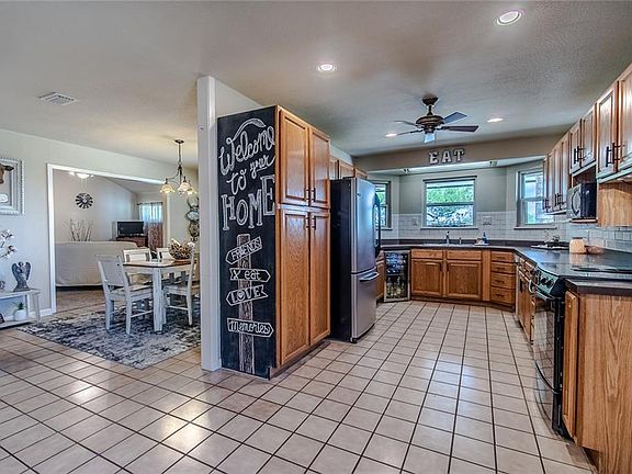 4th image of 4115 Hinterland Rd