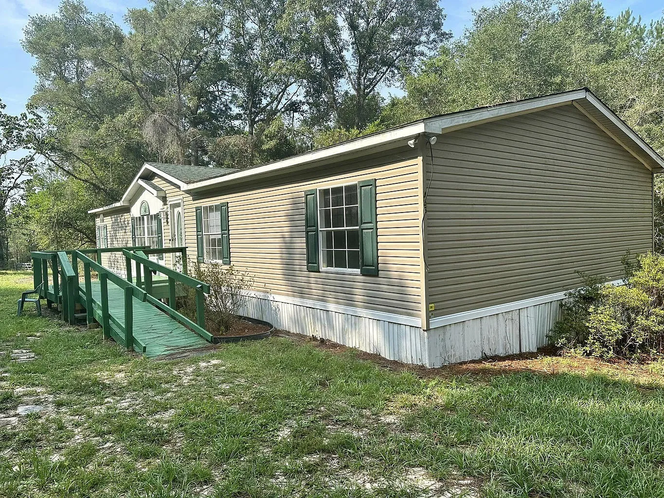 3 bed, 1620 sqft, $1,500 — Photo 2