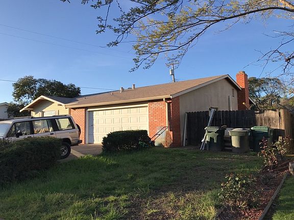 3rd image of 9635 Tanglewood Cir