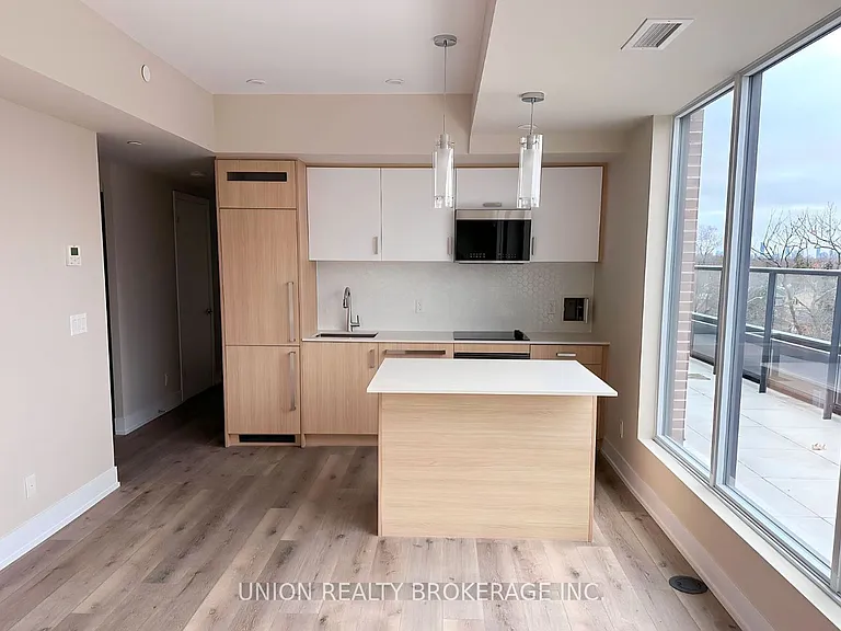 1316 Kingston Rd #502 — Photo 2