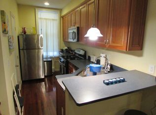 358 3rd St APT 2R, Hoboken, NJ 07030
