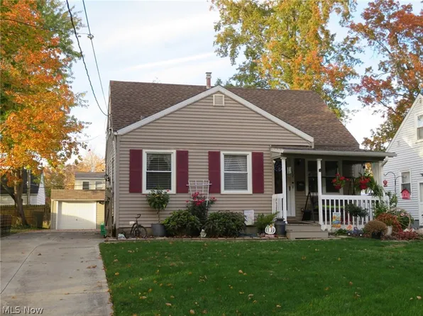 532 Princeton Ave, Elyria, OH 44035