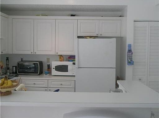 3rd image of 5270 NW 109th Ave APT 106
