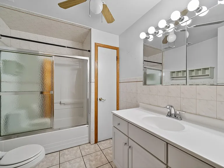 4371 N Elston Ave #2A — Photo 14