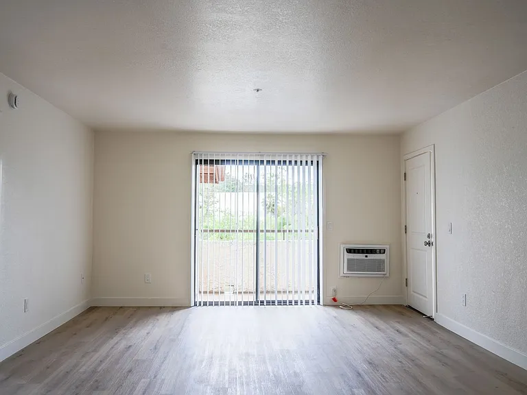 Sycamore Hills Village Apartments — Photo 14