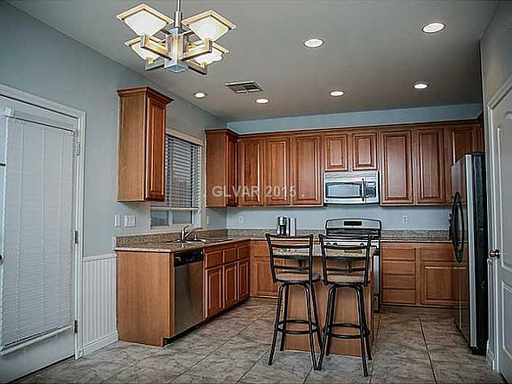 5th image of 8157 Satin Carnation Ln