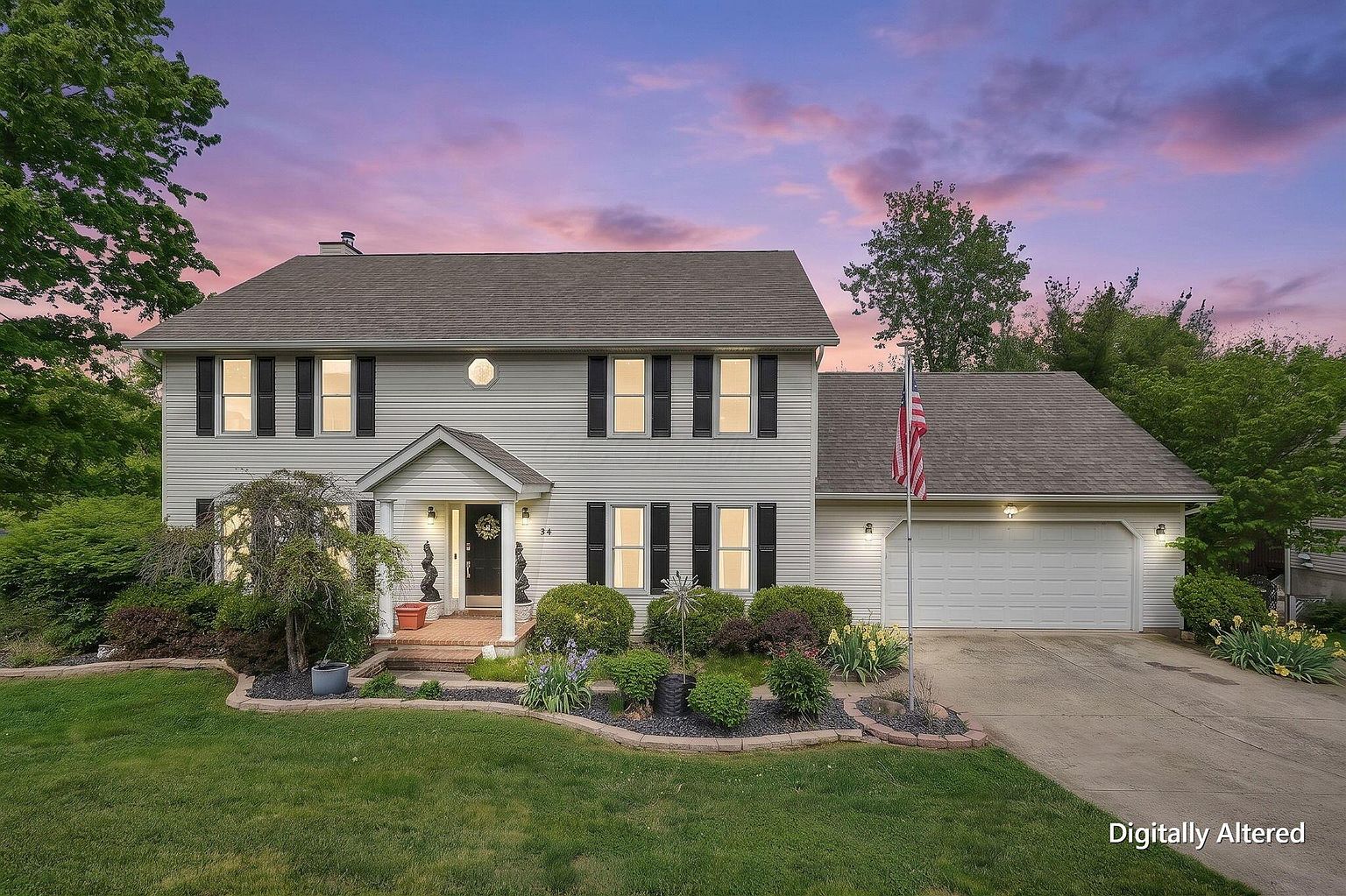 Listing photo 1 for 34 Ledgewood Dr