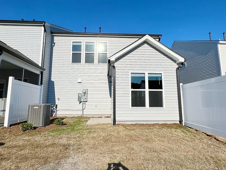1508 Smoky Mountains St — Photo 25