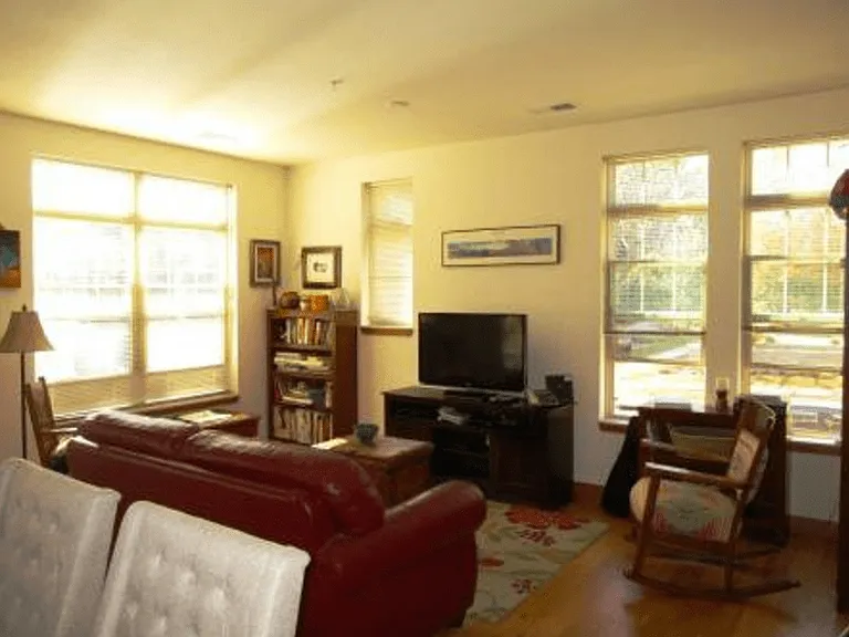 2628 Arbor Dr — Photo 16